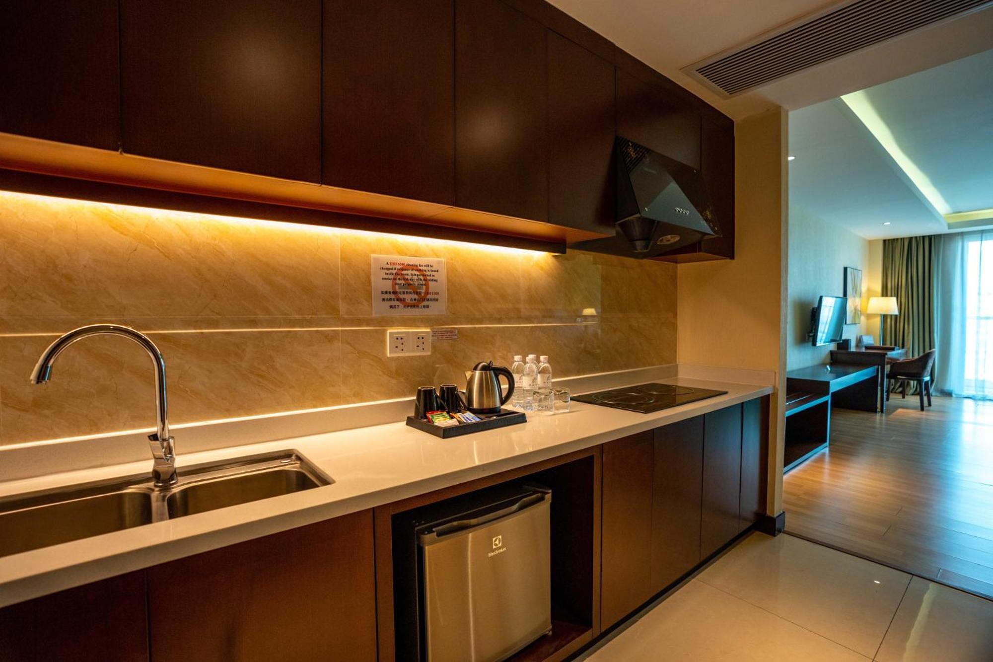 Olympia City Hotel By Dara Phnom Penh Exterior foto